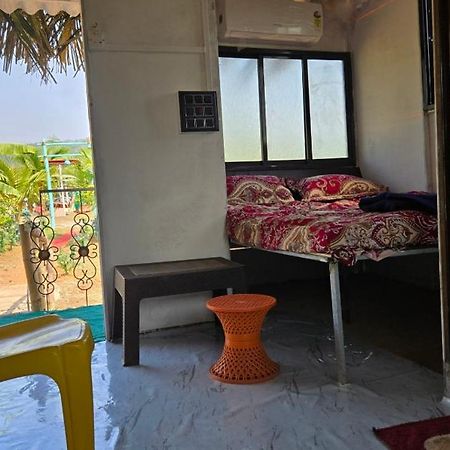 Sea Touch Beach Resort Harihareshwar Luaran gambar