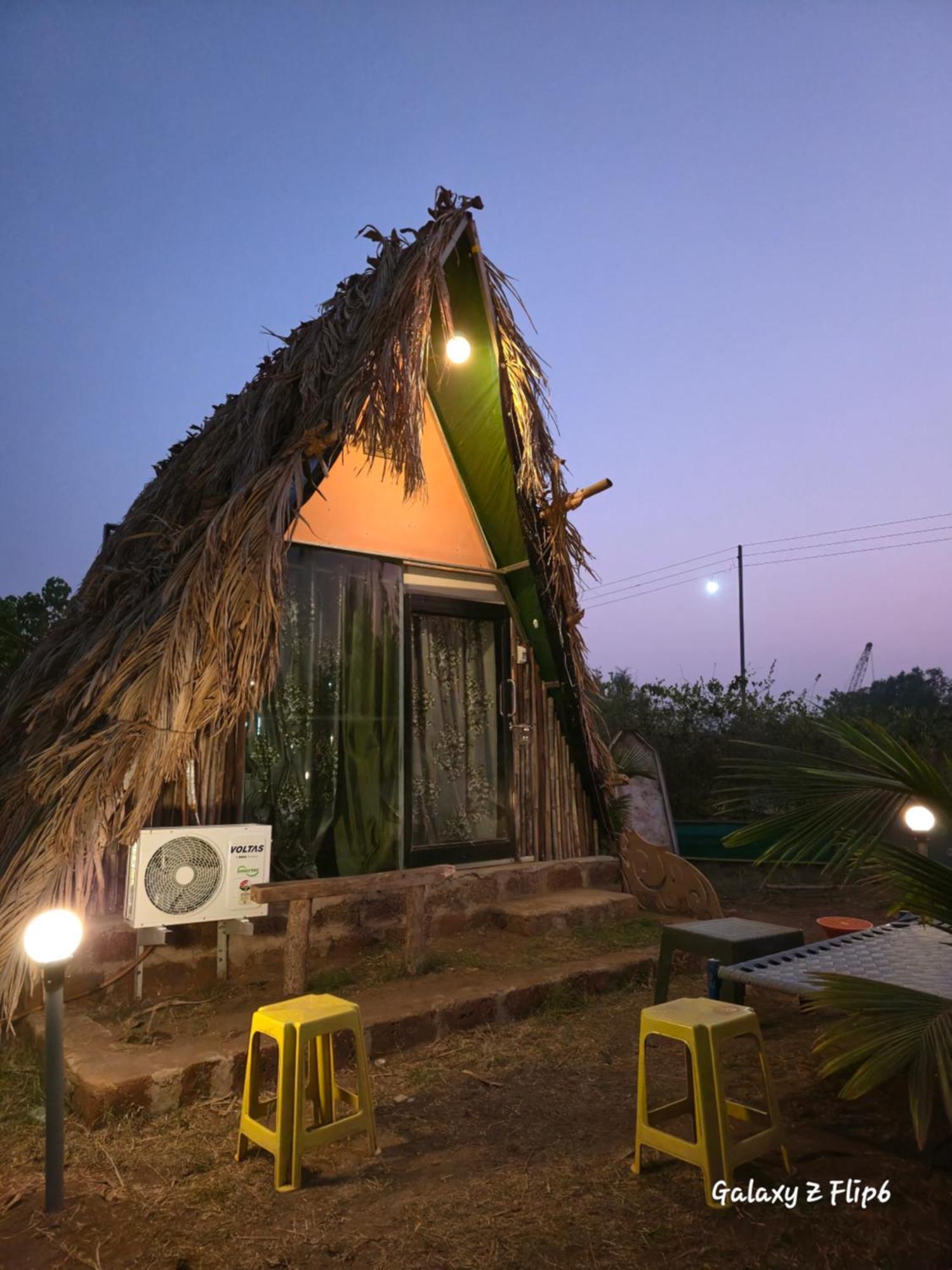 Sea Touch Beach Resort Harihareshwar Luaran gambar